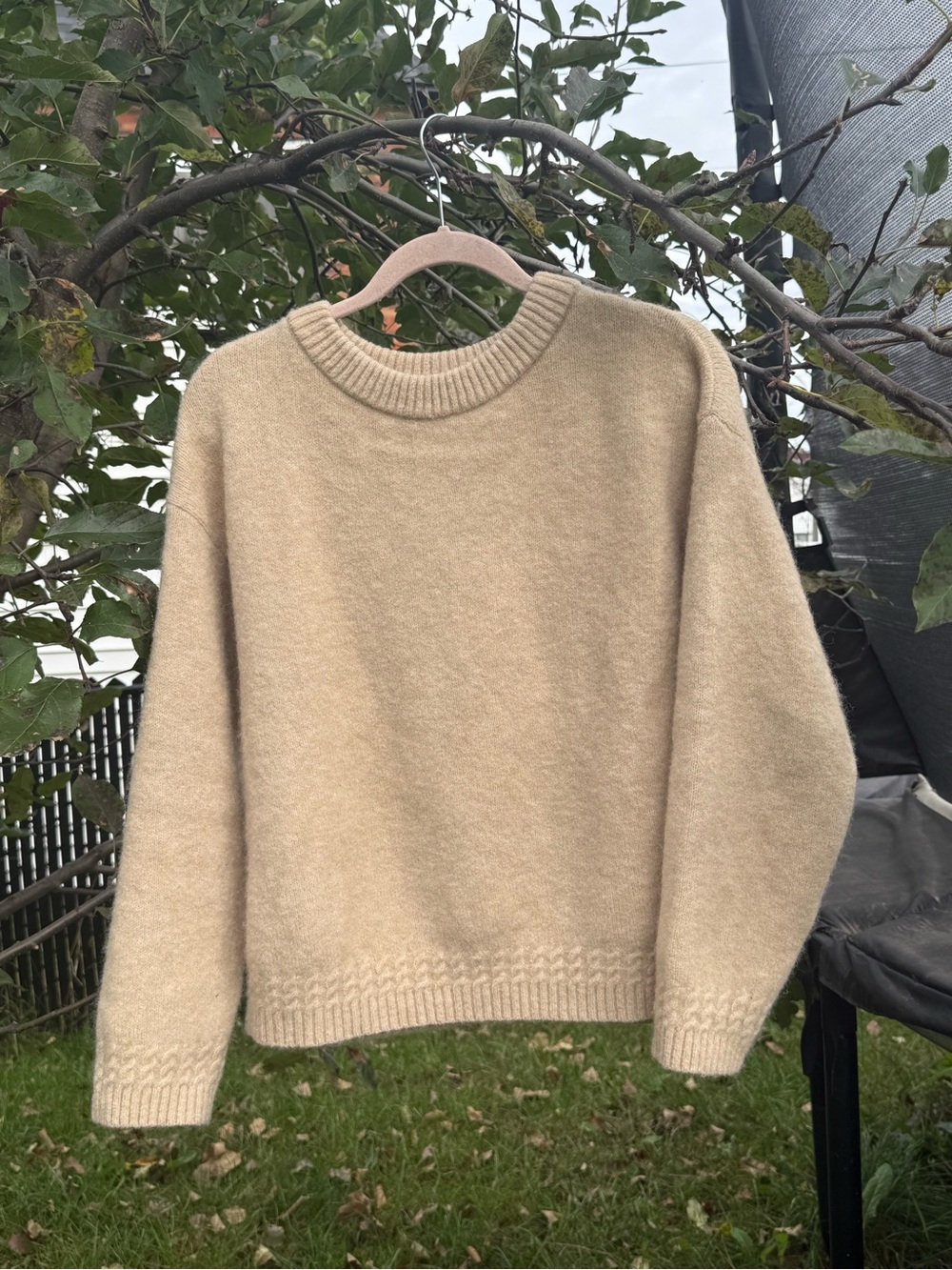 Sezane Amiel Linen Medium Like new